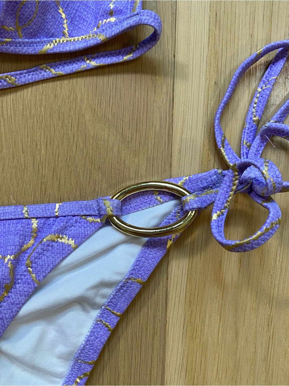 Victoria's Secret Purple Bikini Set Metallic Gold Ring Pattern Y2K Glam Medium - Picture 9 of 11